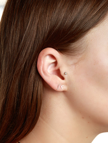 Flat V White Gold Single Threadless End Earring