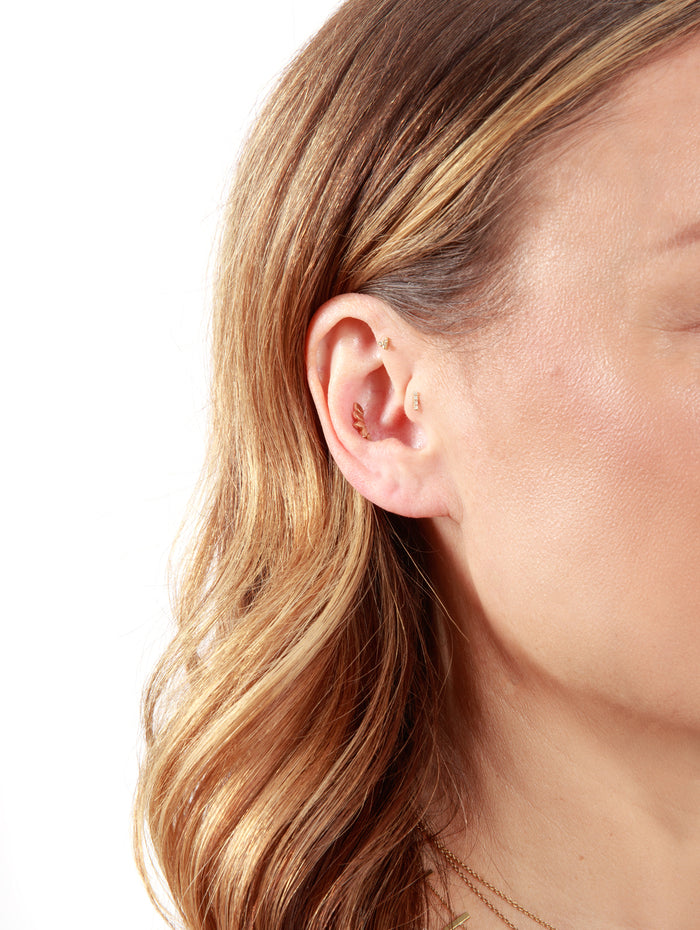 Flat Serenity Yellow Gold Single Threaded End