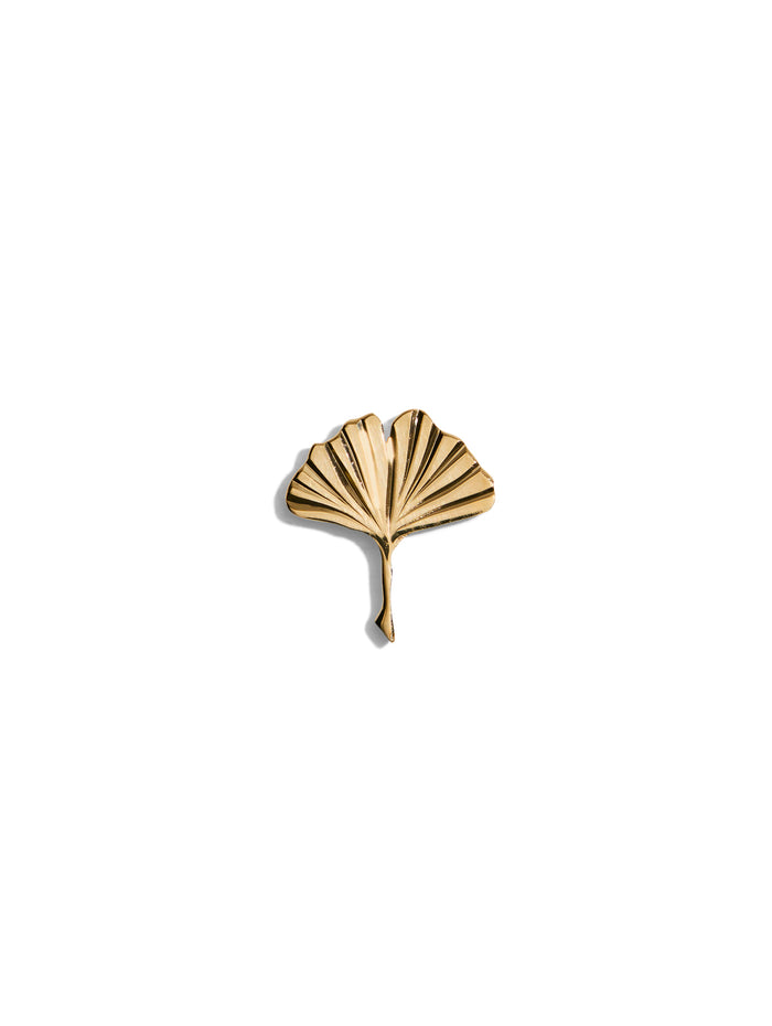 Engraved Gingko Stud