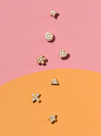 Pavé Teeny X Motif Yellow Gold Stud